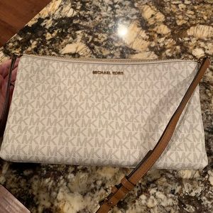 Michael Kors crossbody bag